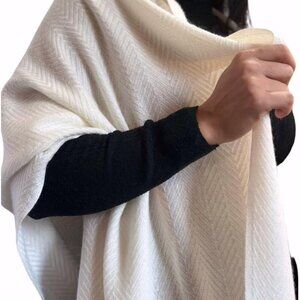 Organic Warm Soft Unisex Natural Wool Stole/Shawl MADE IN NEPAL